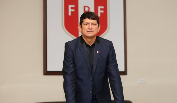 La postura de Agustín Lozano es que la Liga 1 no vuelva a sufrir un retraso en su inicio. (Foto: FPF)