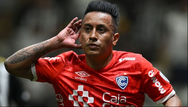 Christian Cueva todavía no logra desvincularse de Cienciano. (Foto: Getty Images)